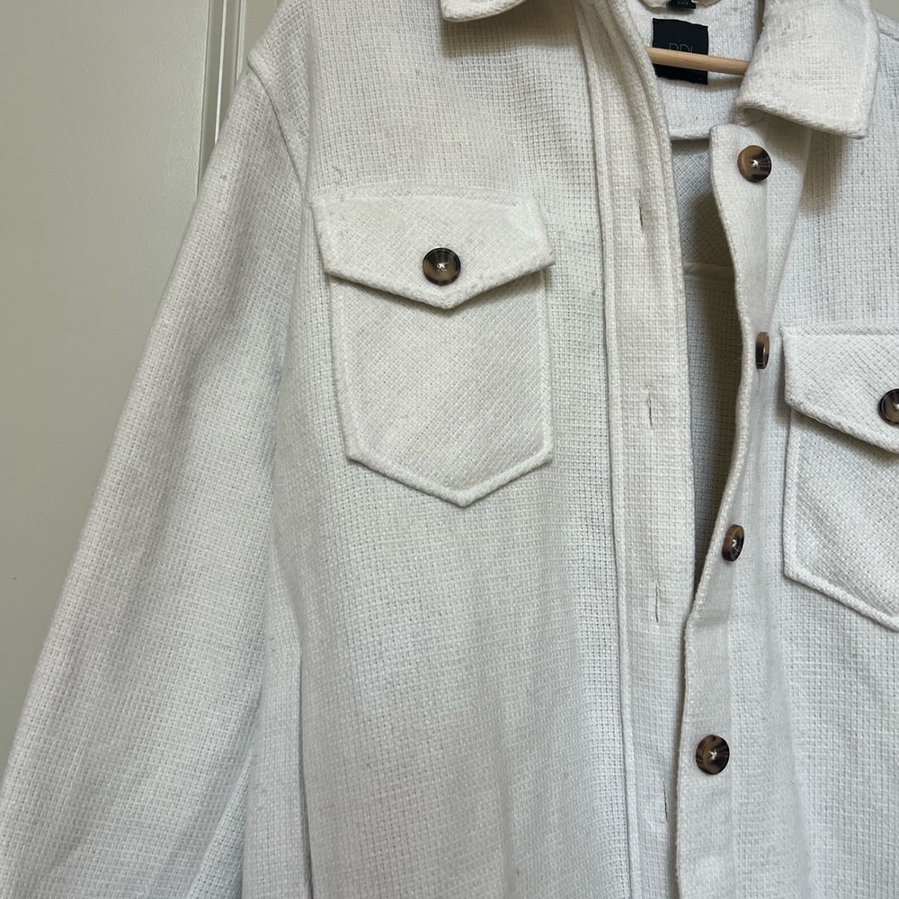 RDI White Shacket - Picture 2 of 4